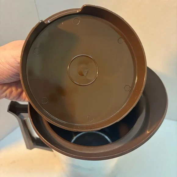 Vintage Thermo-Serv Pitcher with Lid - Map Design - Picture 5 of 8